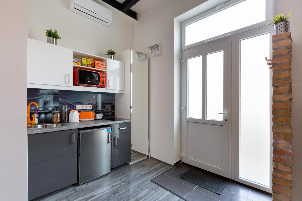 K10 A Kazinczy Apartment Budapest Bagian luar foto